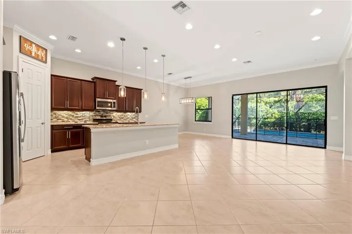 14351  Tuscany Pointe  TRL, Naples, FL 34120