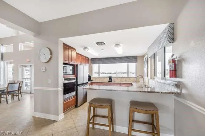 1660 Royal Cir 101, Naples, Florida 34112