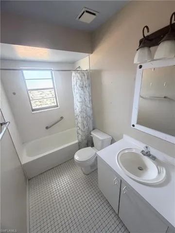 708 Se 47th St 1, Cape Coral, Florida 33904