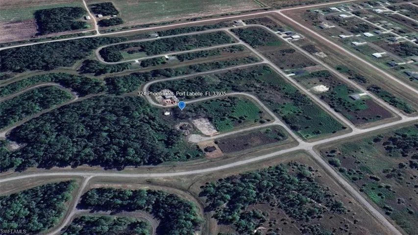 324  Phoenix  TER, Labelle, FL 33935