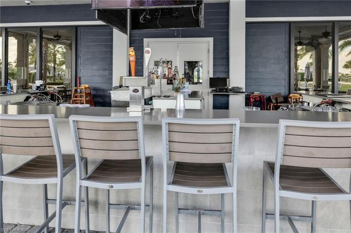 Outdoor Bar