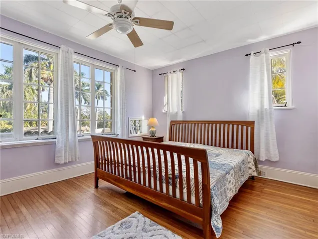 1324  Rio Vista  AVE, Fort Myers, FL 33901