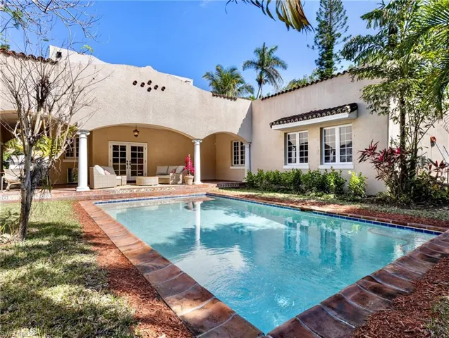 1324  Rio Vista  AVE, Fort Myers, FL 33901