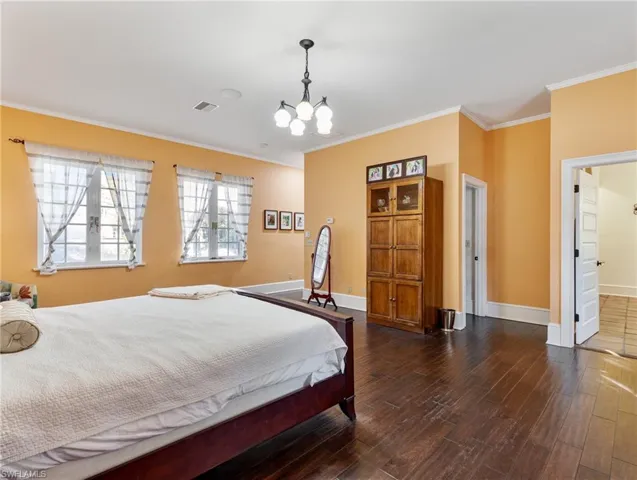 1324  Rio Vista  AVE, Fort Myers, FL 33901