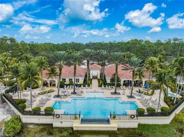 1878  Tarpon Bay S DR, Naples, FL 34119