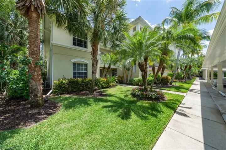 1878  Tarpon Bay S DR, Naples, FL 34119