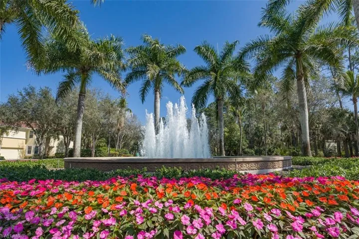 1878  Tarpon Bay S DR, Naples, FL 34119