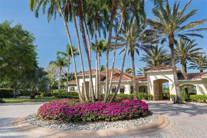 1878  Tarpon Bay S DR, Naples, FL 34119