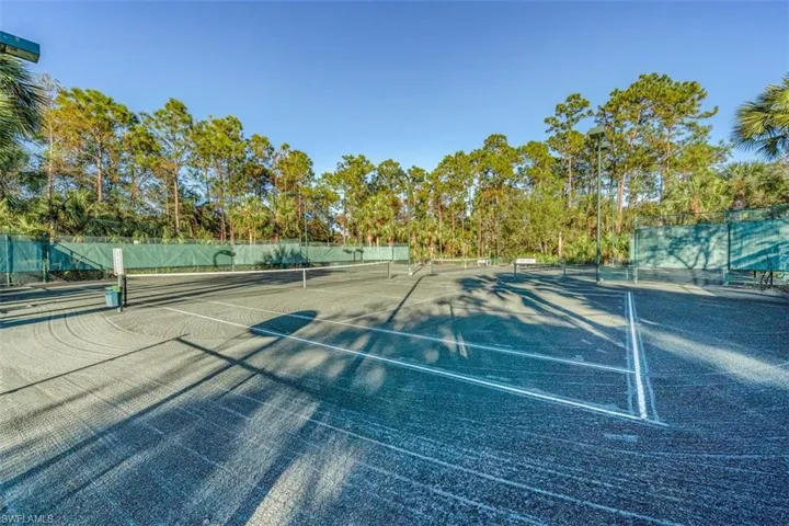 1878  Tarpon Bay S DR, Naples, FL 34119