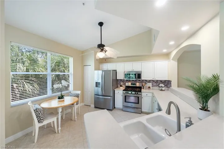 1878  Tarpon Bay S DR, Naples, FL 34119