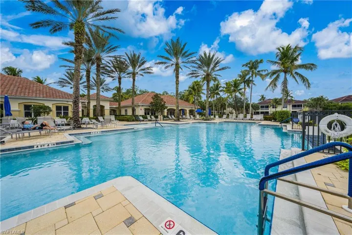 1878  Tarpon Bay S DR, Naples, FL 34119