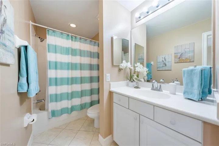 1878  Tarpon Bay S DR, Naples, FL 34119