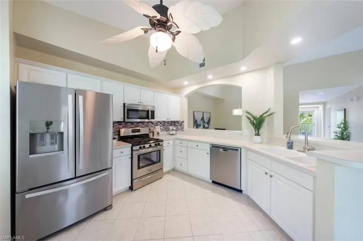 1878  Tarpon Bay S DR, Naples, FL 34119