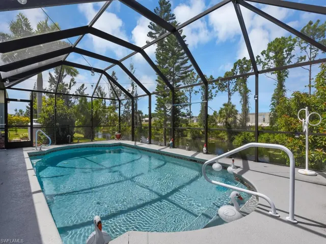4304 Ne 23rd Pl, Cape Coral Fl 33909