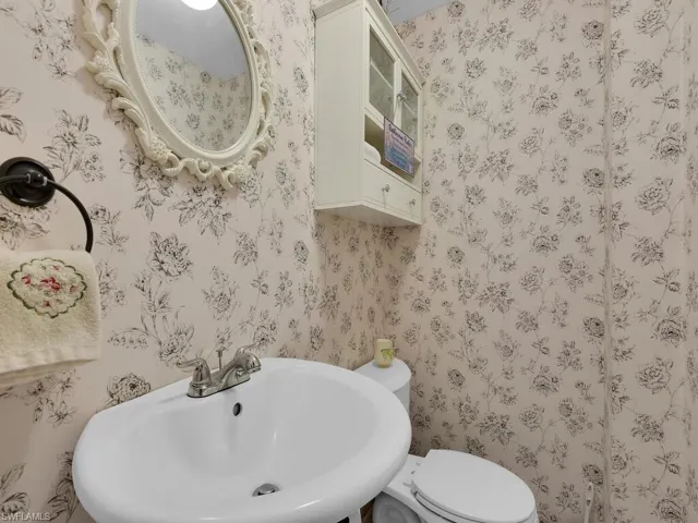 4304 Ne 23rd Pl, Cape Coral Fl 33909