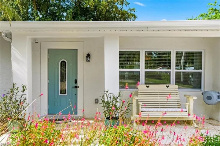 3880 Estey Ave, Naples, Florida 34104