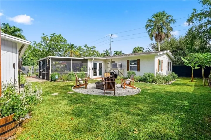 3880 Estey Ave, Naples, Florida 34104