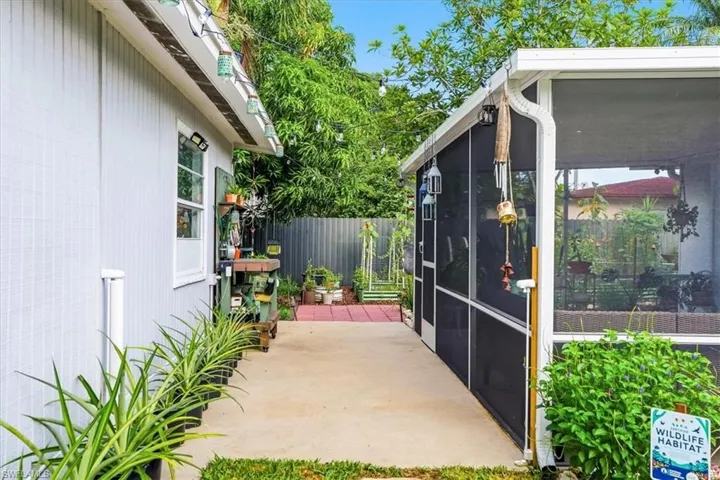 3880 Estey Ave, Naples, Florida 34104