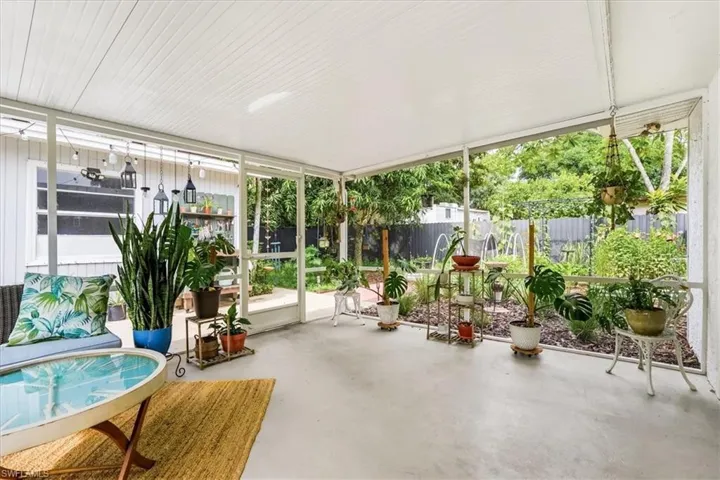 3880 Estey Ave, Naples, Florida 34104