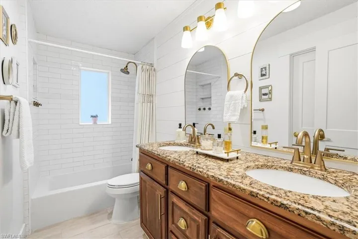 3880 Estey Ave, Naples, Florida 34104