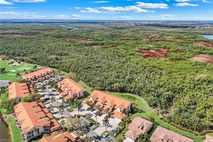 16540 Heron Coach Way 406, Fort Myers, Florida 33908