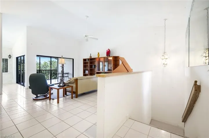 16540 Heron Coach Way 406, Fort Myers, Florida 33908