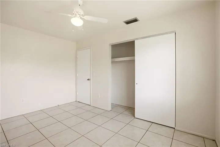 2237 Iris Way, Fort Myers, Florida 33905