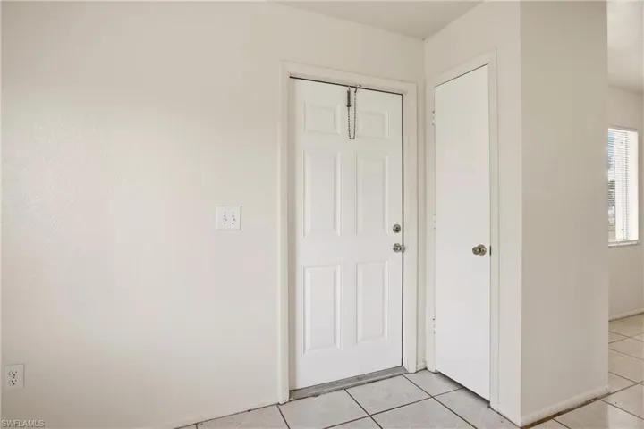 2237 Iris Way, Fort Myers, Florida 33905