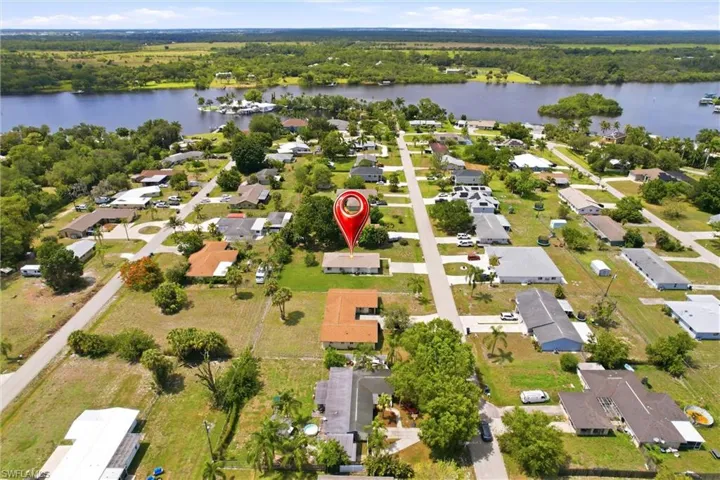 2237 Iris Way, Fort Myers, Florida 33905