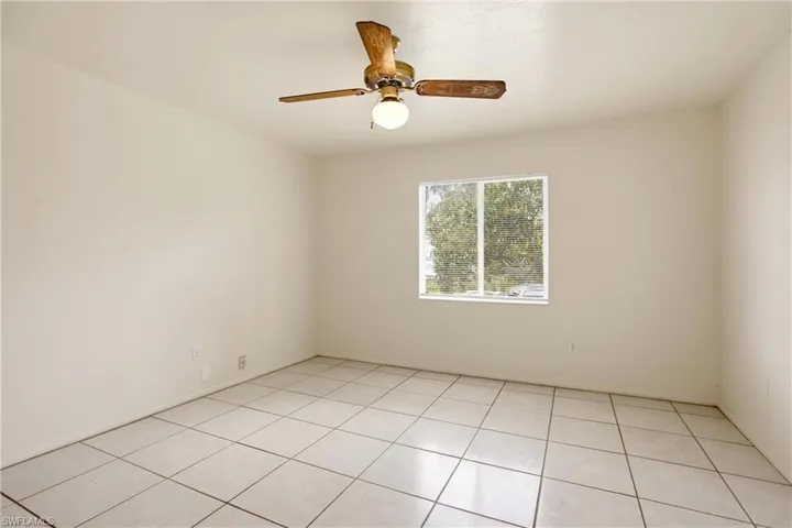 2237 Iris Way, Fort Myers, Florida 33905