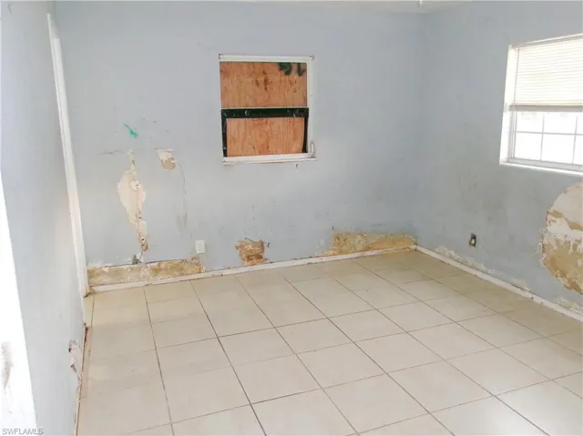 1775 N Markley Ct, Fort Myers, Florida 33916
