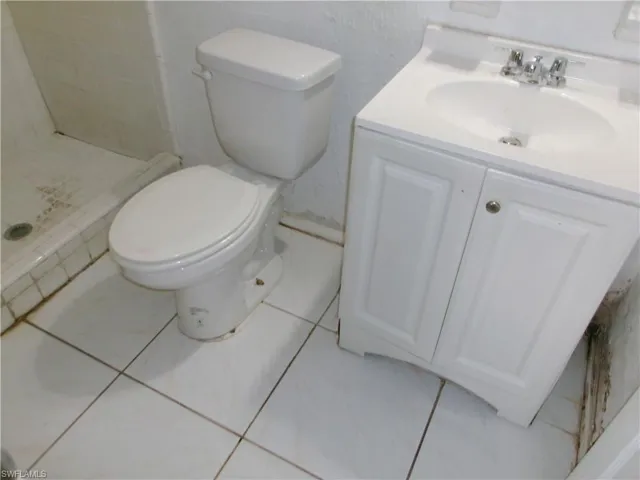 1775 N Markley Ct, Fort Myers, Florida 33916