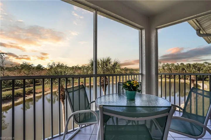 7605  Arbor Lakes  CT, Naples, FL 34112