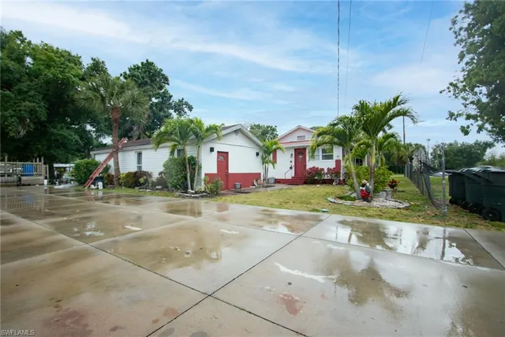 1147  Rose  AVE, Fort Myers, FL 33916
