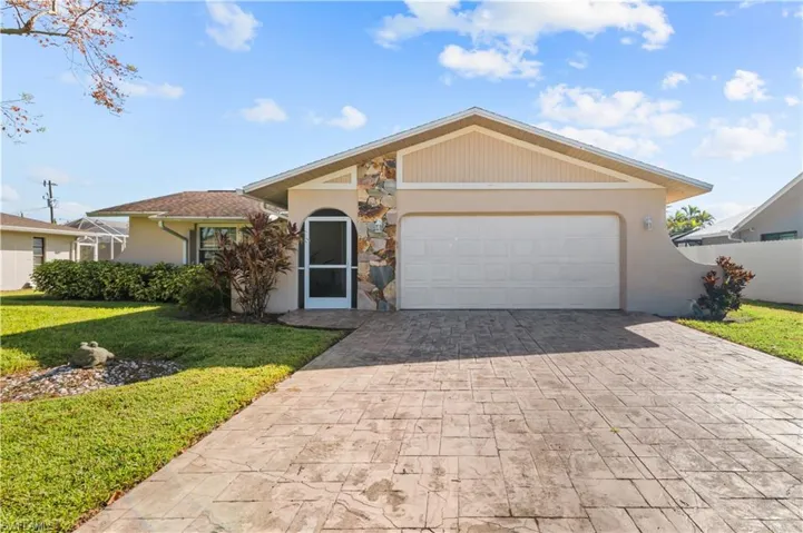 3023 Se 5th Pl, Cape Coral Fl 33904