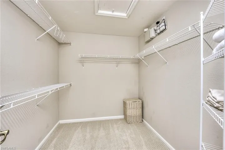 OWNER'S CLOSET