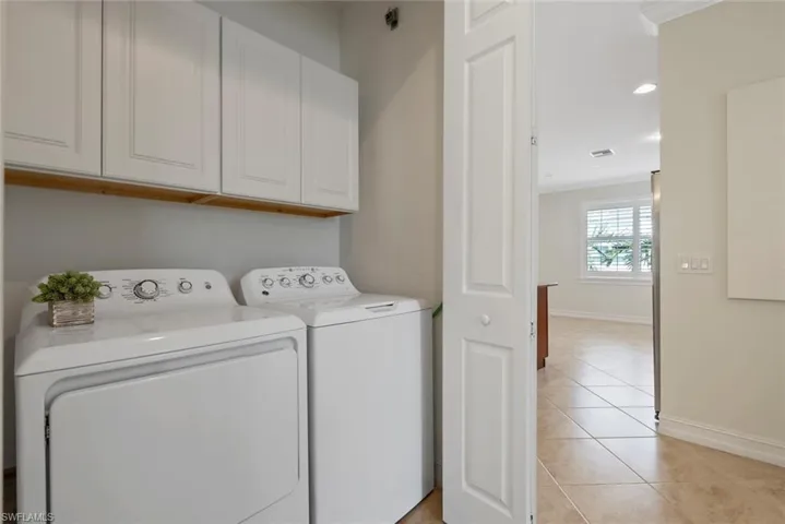 28022  Sosta  LN, Bonita Springs, FL 34135