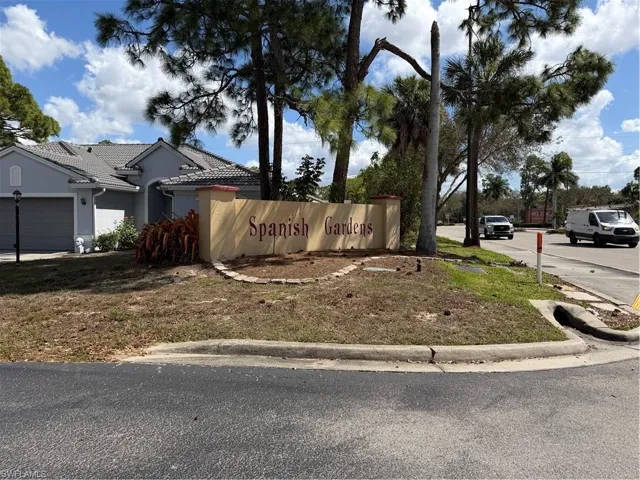 11232  San Sebastian  LN, Bonita Springs, FL 34135