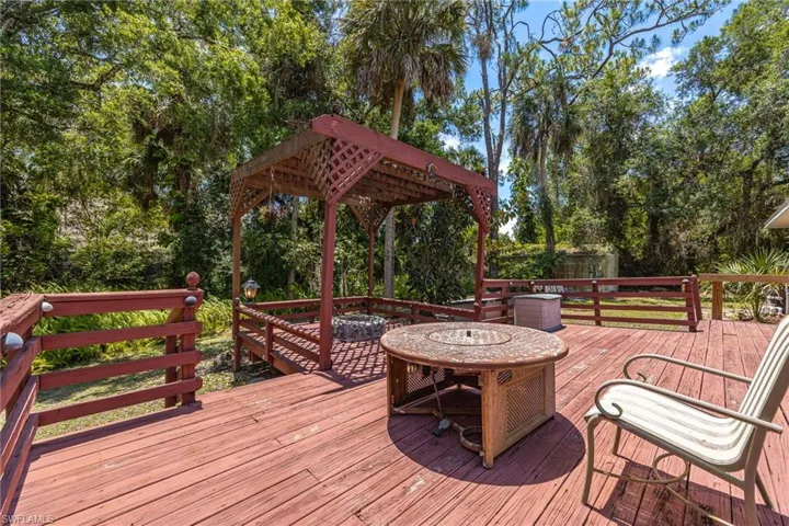 2411 Herzog Rd, Alva, Florida 33920
