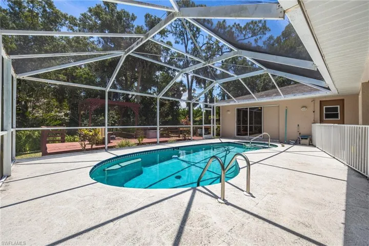 2411 Herzog Rd, Alva, Florida 33920