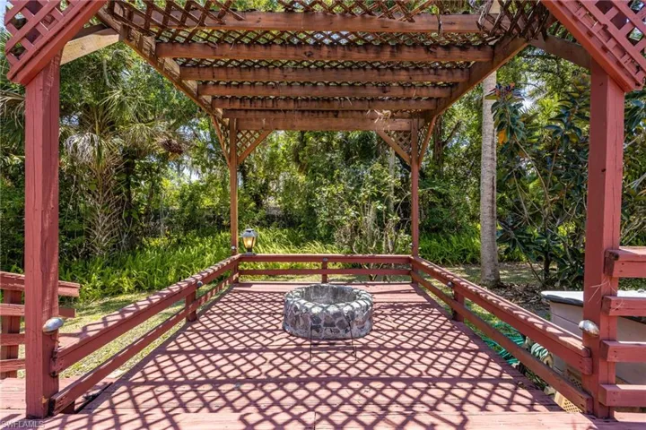 2411 Herzog Rd, Alva, Florida 33920