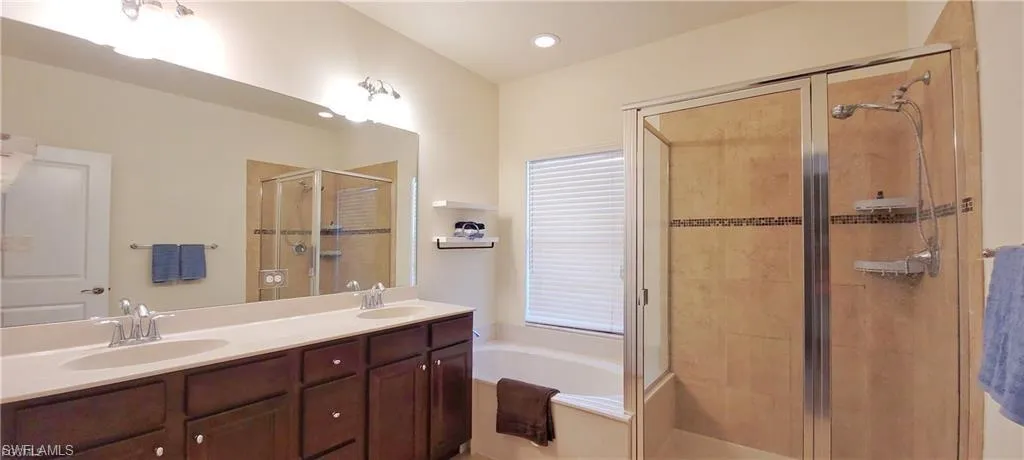 9462 Montebello Way 106, Fort Myers, Florida 33908