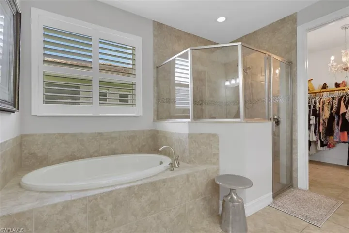 14670 Topsail Dr, Naples, Florida 34114