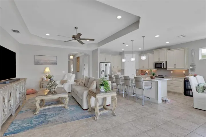 14670 Topsail Dr, Naples, Florida 34114