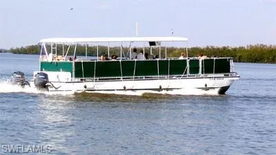 Water taxi to the beach