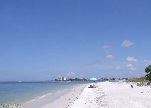 Lovers Key Beach