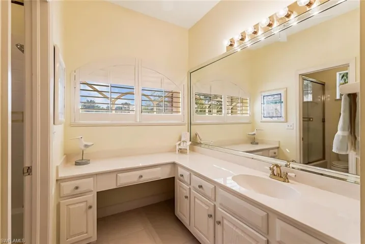 Guest Bathroom Upstairs