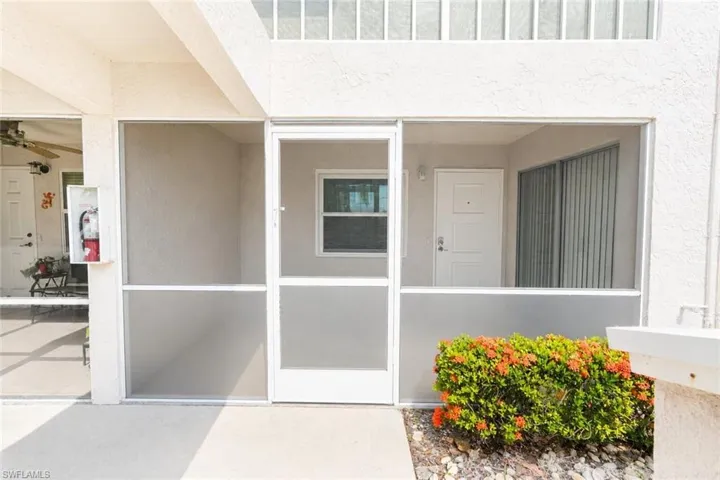 2504 Se 16th Pl 104, Cape Coral, Florida 33904