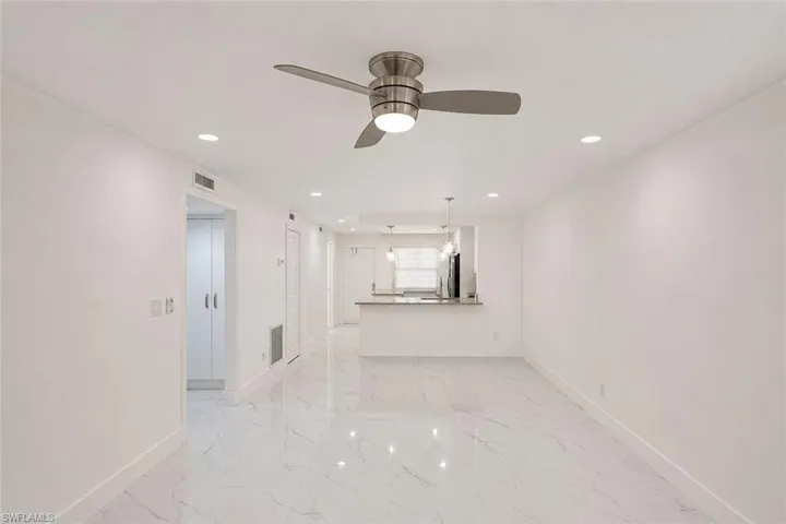 2504 Se 16th Pl 104, Cape Coral, Florida 33904