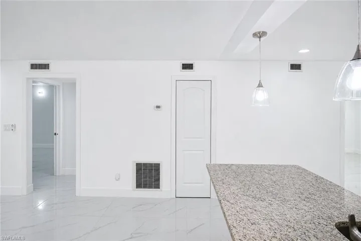 2504 Se 16th Pl 104, Cape Coral, Florida 33904